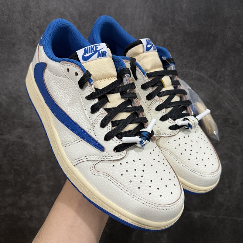 AJ1