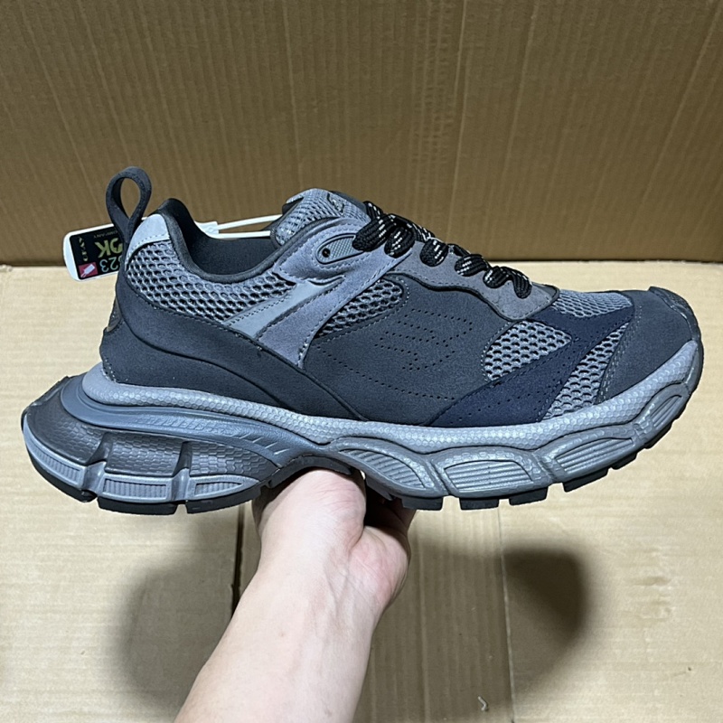 OK version! Balenciaga 3XL all black dad shoes!