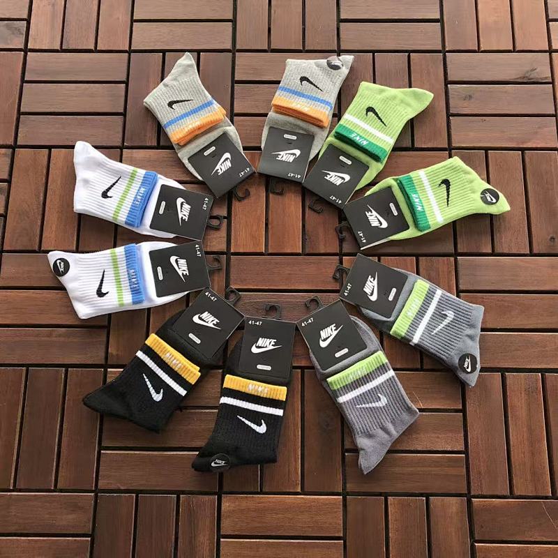 ￥~115 N🔥K🔥 SOCKS 22110301