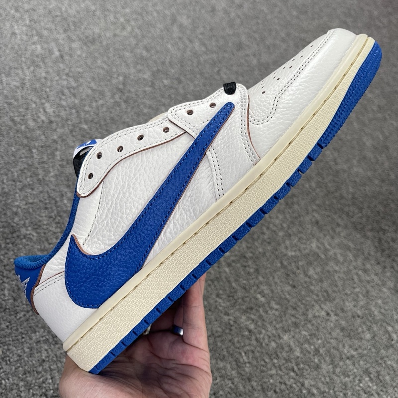 Travis Scott x Jordan Air Jordan 1 Low 10.0