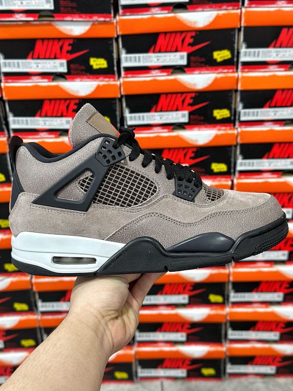 Air Jordan 4 retro taupe haze