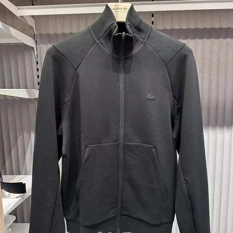 €32_SH2702