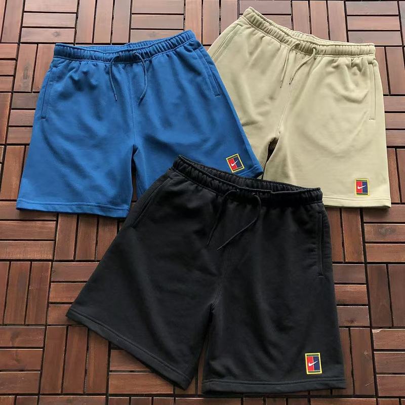 N🔥K🔥SHORTS 88051021 (im 180CM 68KG iwear size M in the photo)