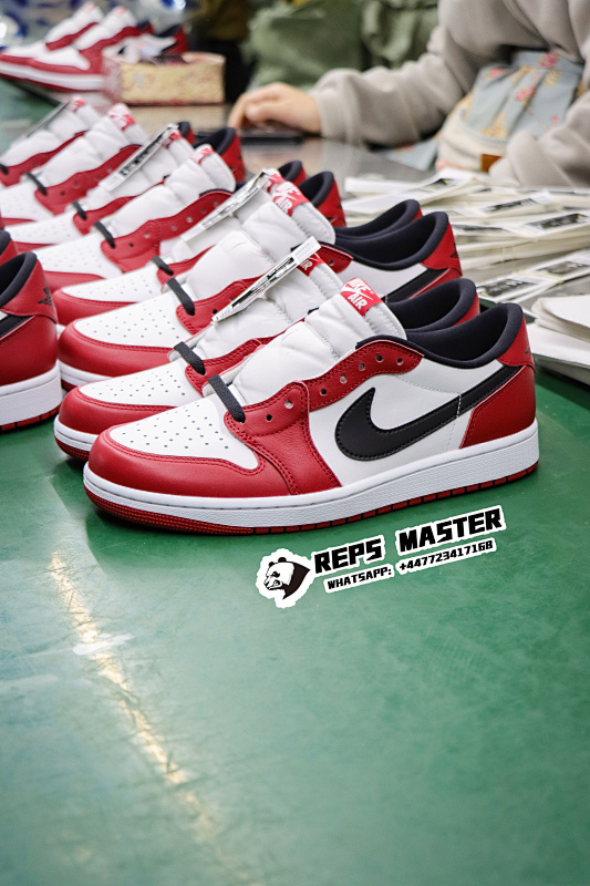 AJ1 Chicago Low