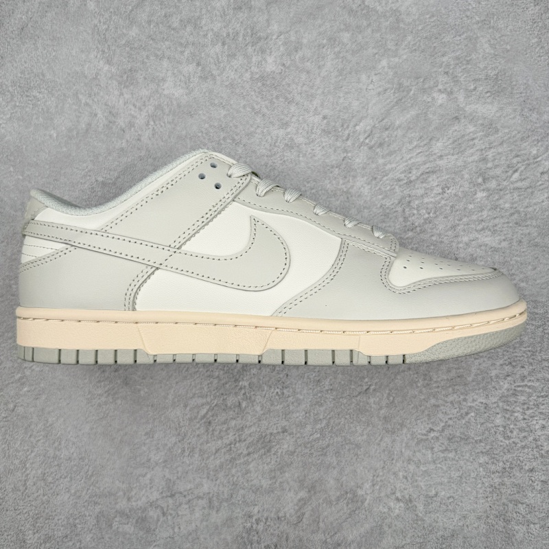 This is DUNK bone white from the AS batch