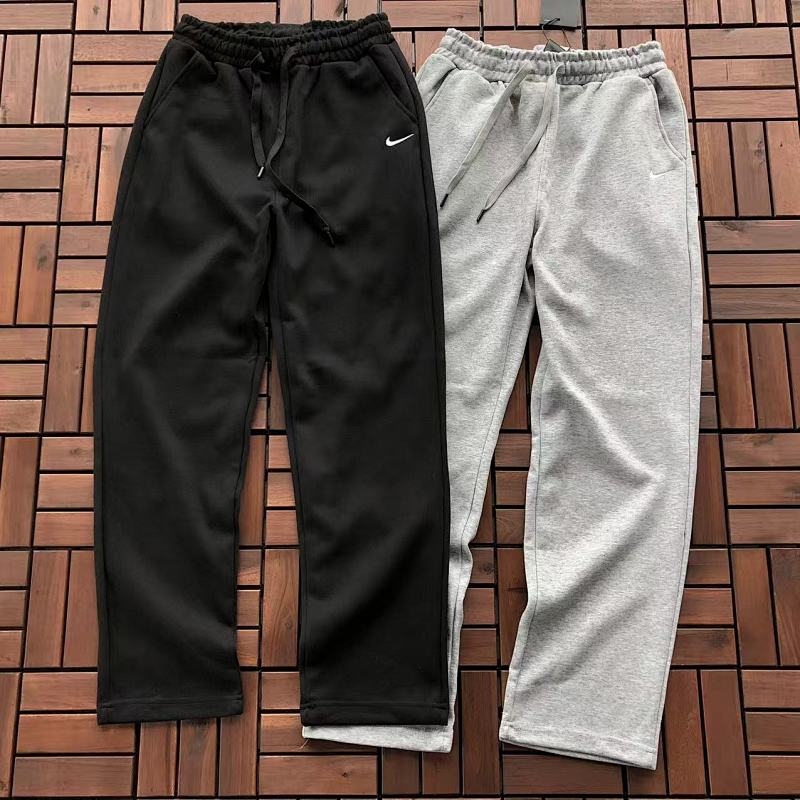 ￥~139 N🔥K🔥 TROUSERS 22102310 (im 180CM 68KG iwear size L in the photo)