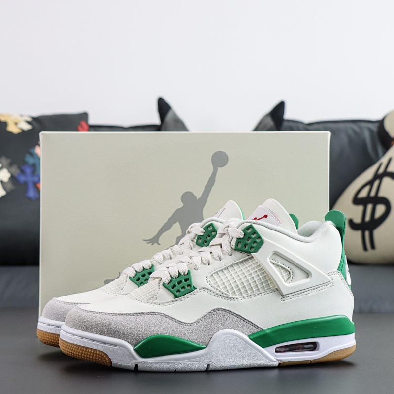 Nike SB x Jordan Air Jordan 4Pine Green