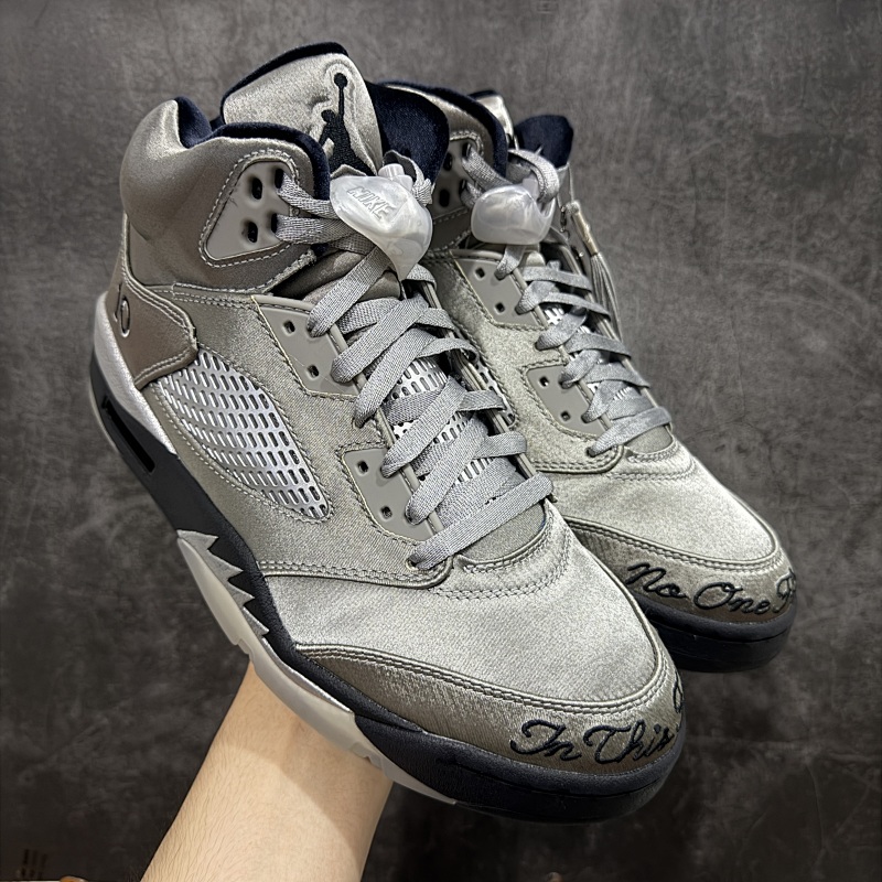 AJ5