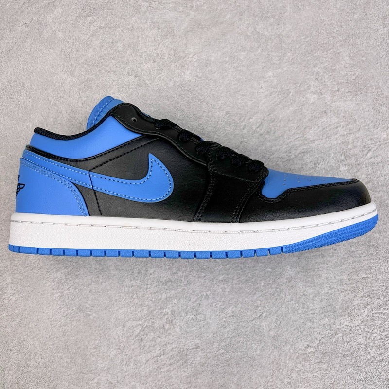 AJ1 low cut black blue toe!