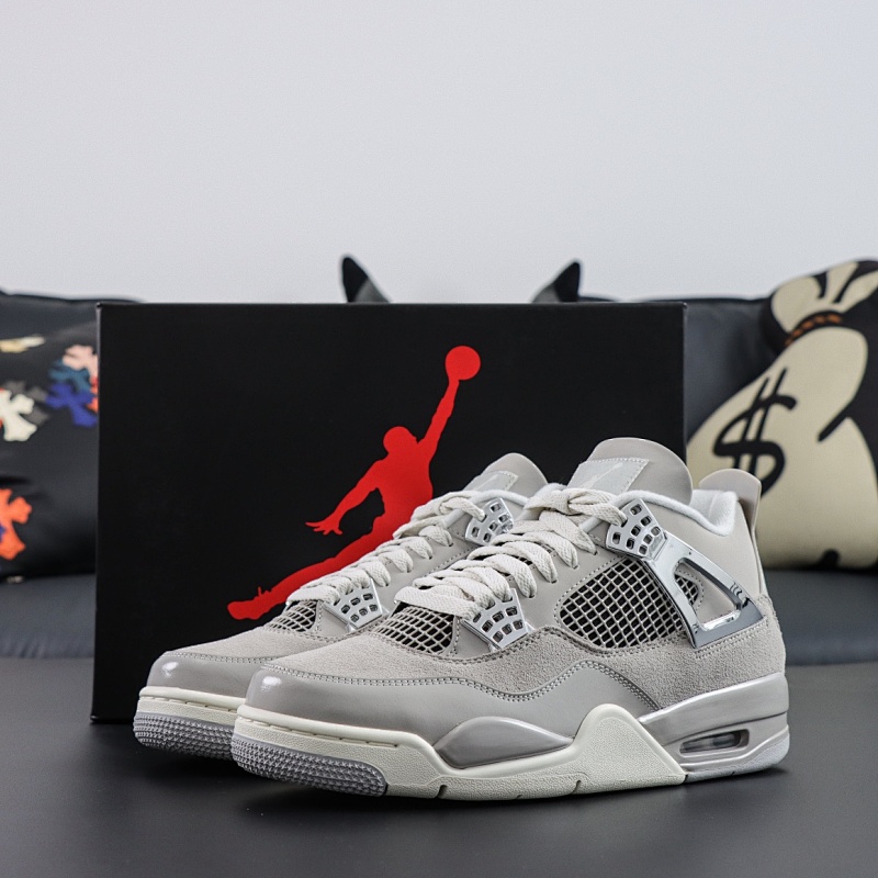 Air Jordan 4