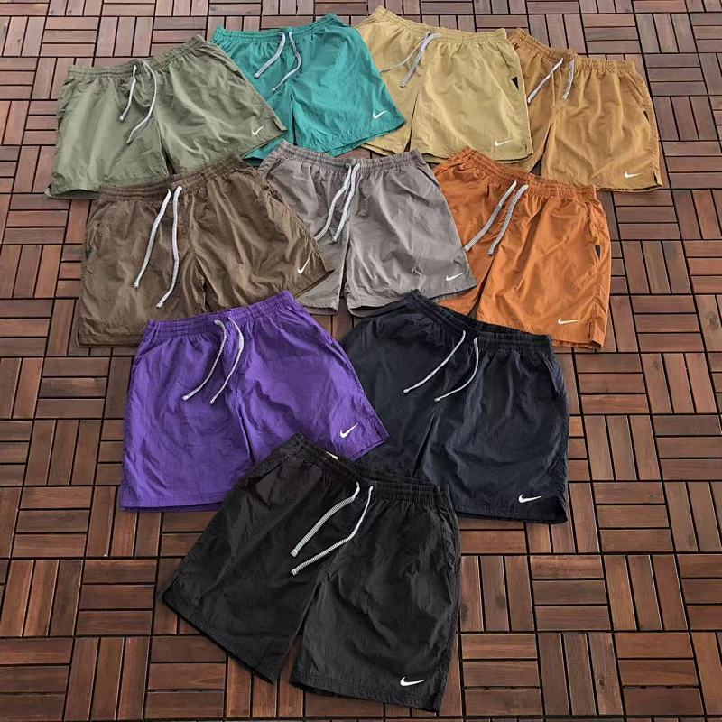 N🔥K🔥 SHORTS 88032604 (im 176CM 58KG iwear size M in the photo)