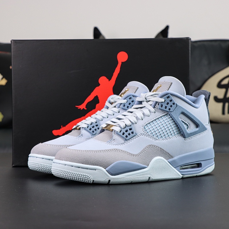 AJ4 UN