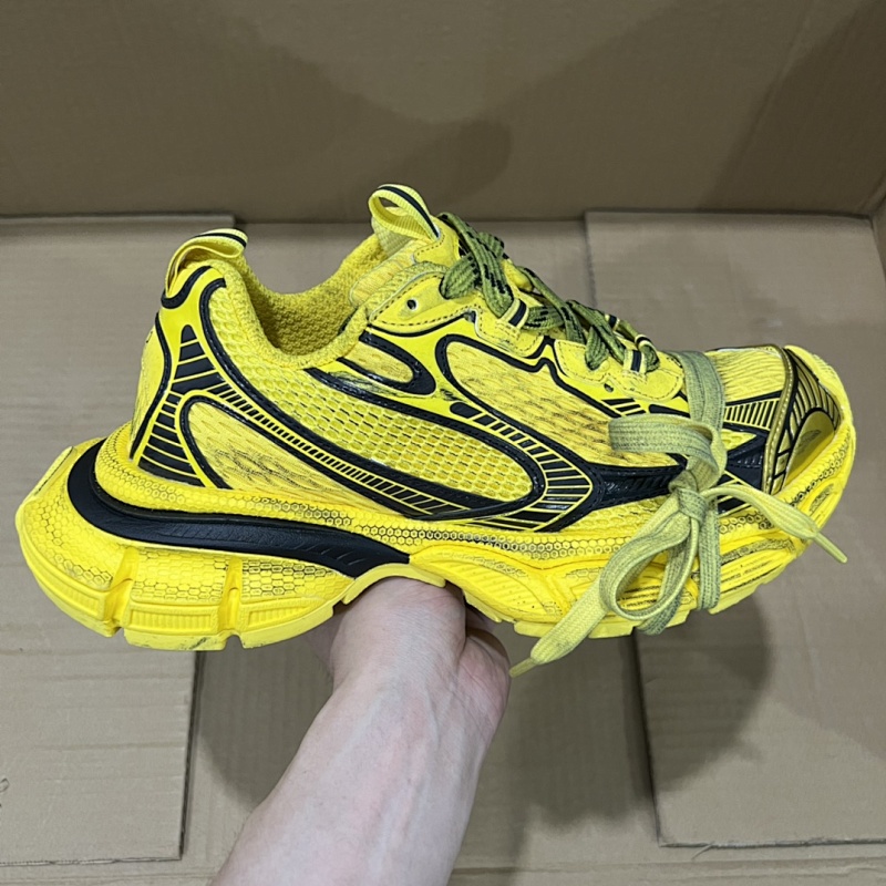 OK version of Balenciaga 3XL black and yellow!