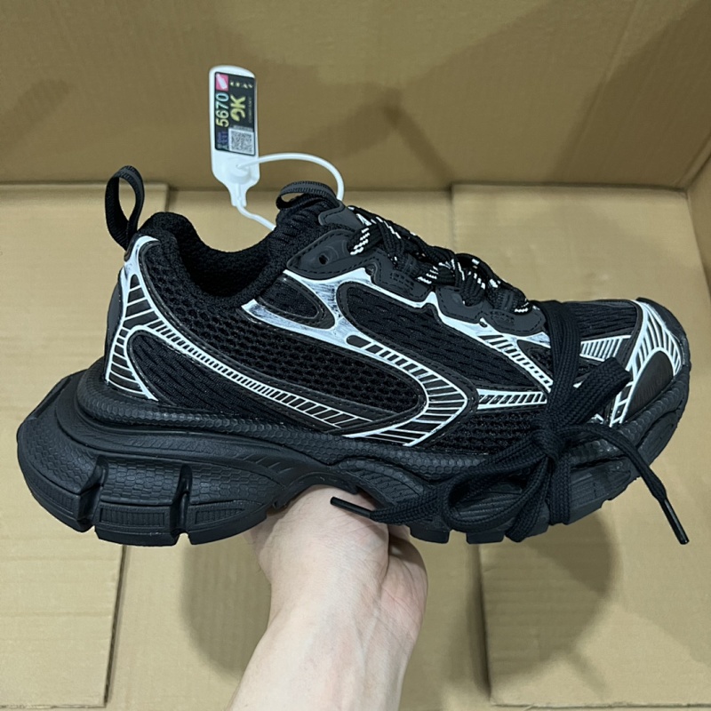 151000 OK version Balenciaga 3XL black and white