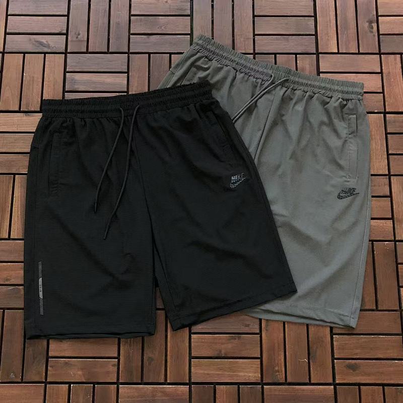 ￥~129 N🔥K🔥 SHORTS 22111620 (im 185CM 80KG iwear size 2XL in the photo)