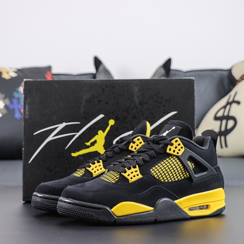 Air Jordan 4