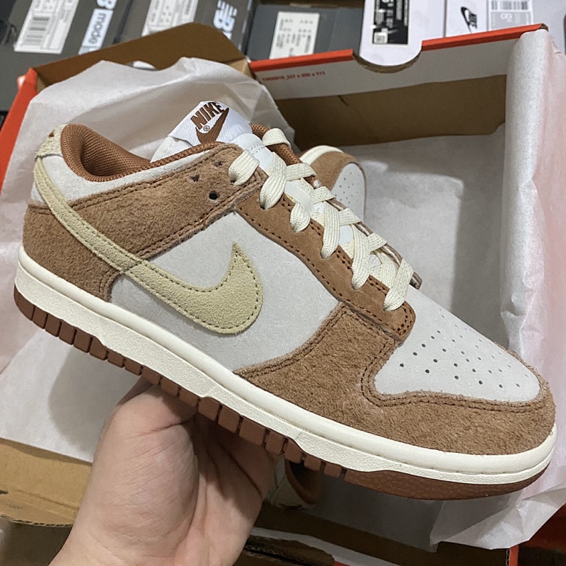 Nike Dunk Low retro prm medium curry”