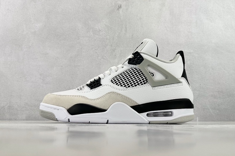 Air Jordan 4 retro military black
