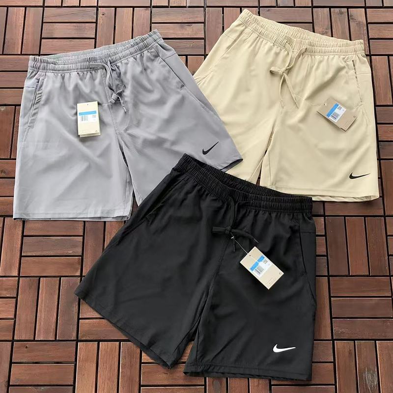 N🔥K🔥SHORTS 88050418 (im 185CM 80KG iwear size M in the photo)