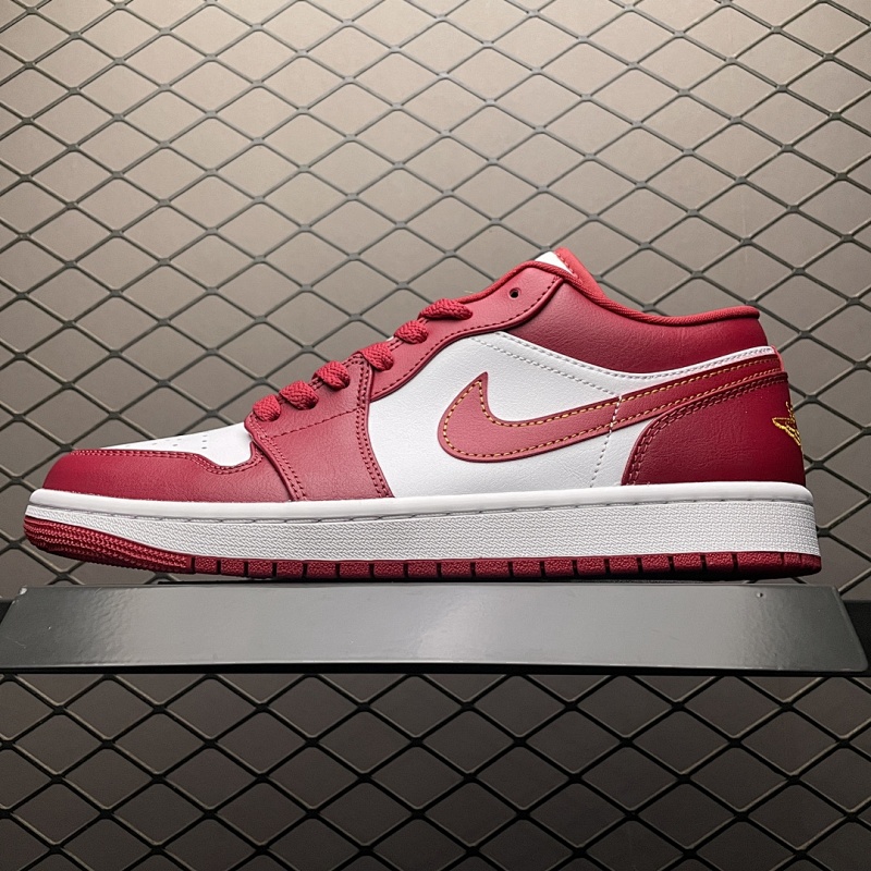 AJ1 low cut white red!