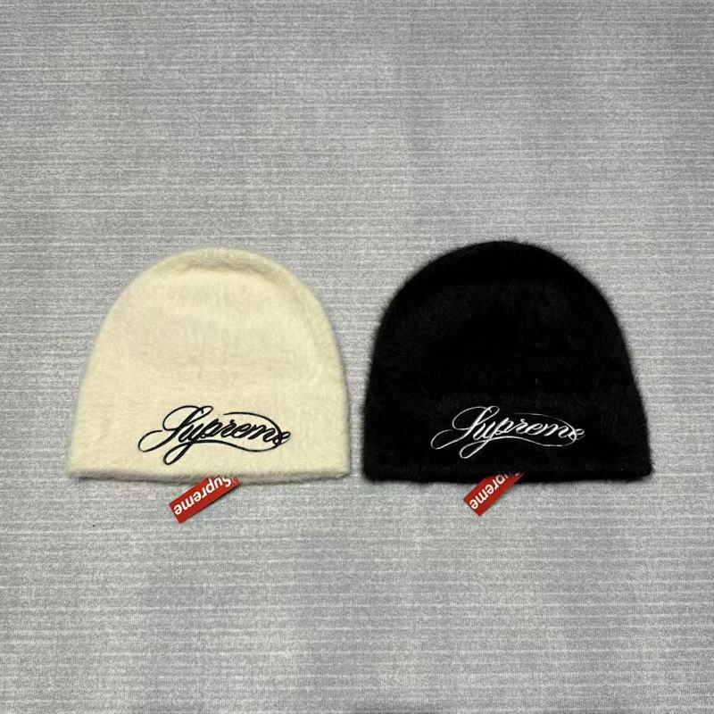 SupremexKANGOL FW25 Week 6 Furgora Script Beanie