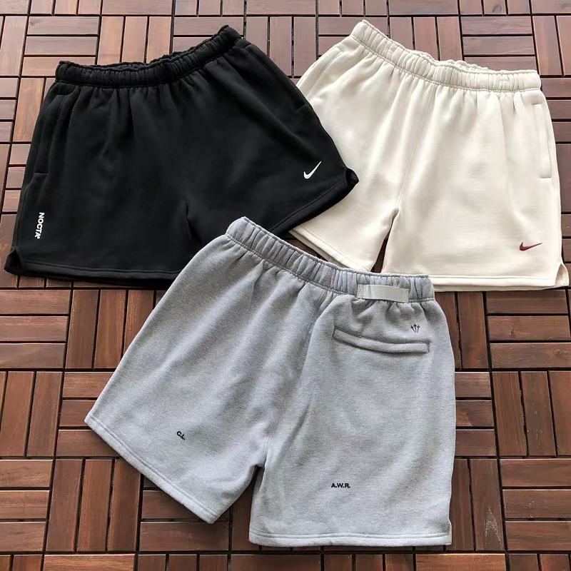 N🔥C🔥A & N🔥K🔥SHORTS FLEECE 88050701 (im 185CM 70KG iwear size M in the photo)