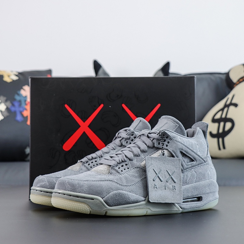 Air Jordan 4