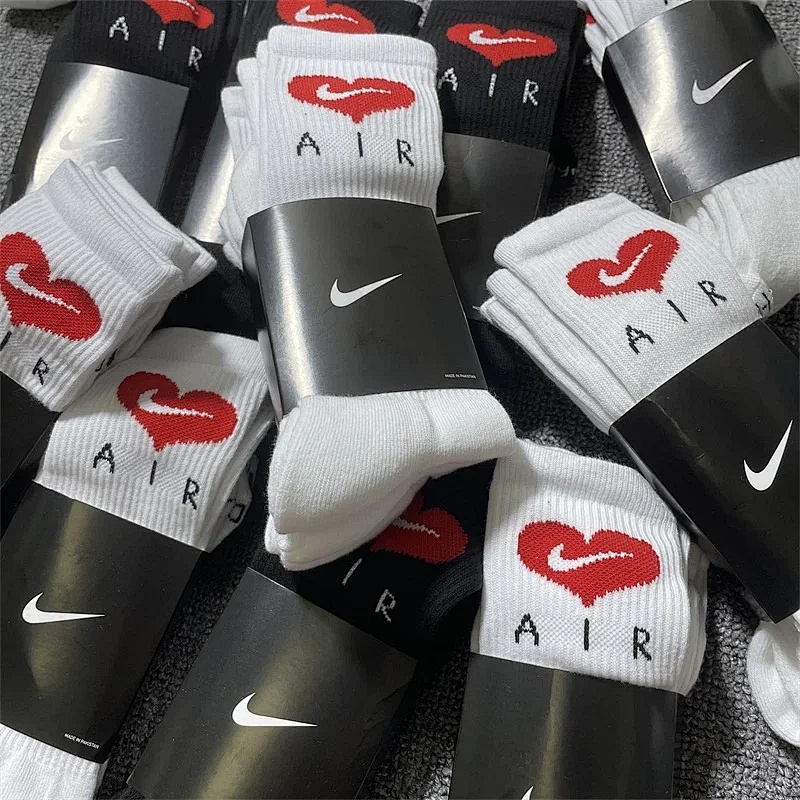 love boy heart 3 paris socks