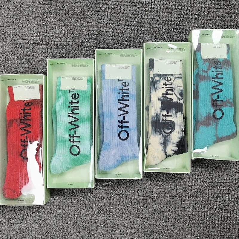 Off white Dyed Socks
