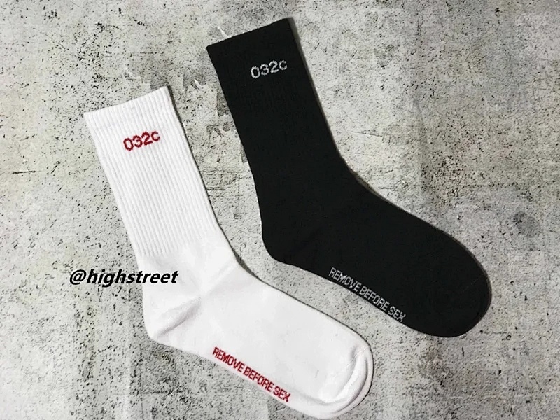 O32C SOCKS VANS