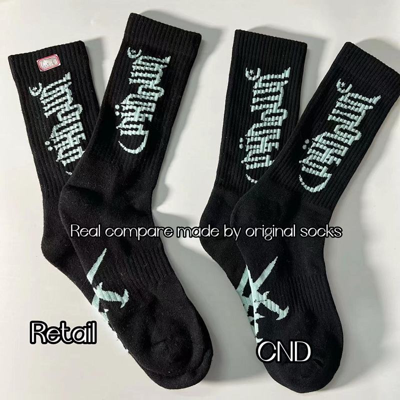 :1 unlike LONDON towel socks