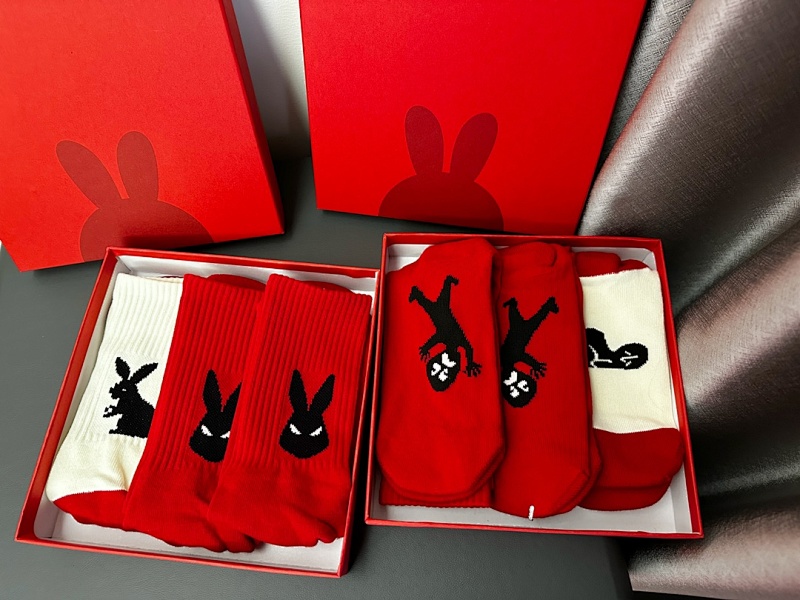 RABBIT YEAR RED COLOR SOCKS-one box 3 paris