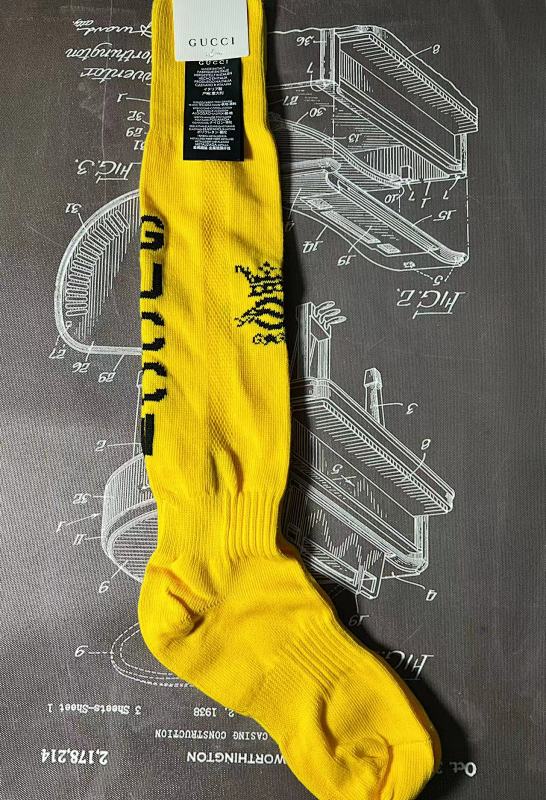 G yellow long socks