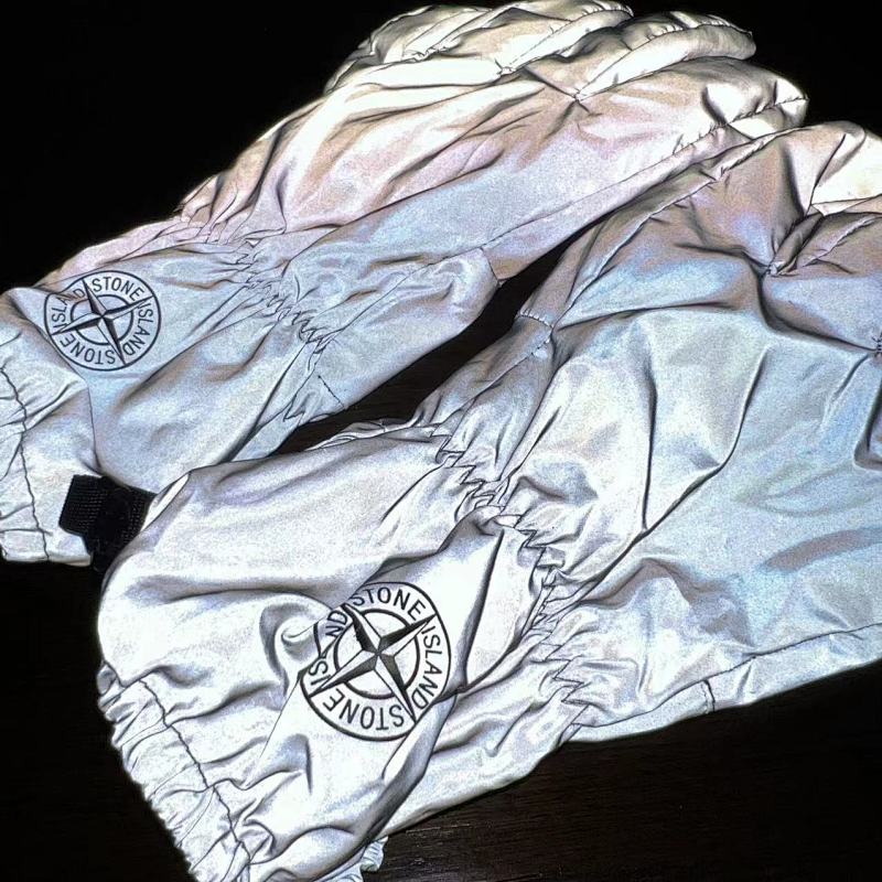 Stone island reflecttive glove