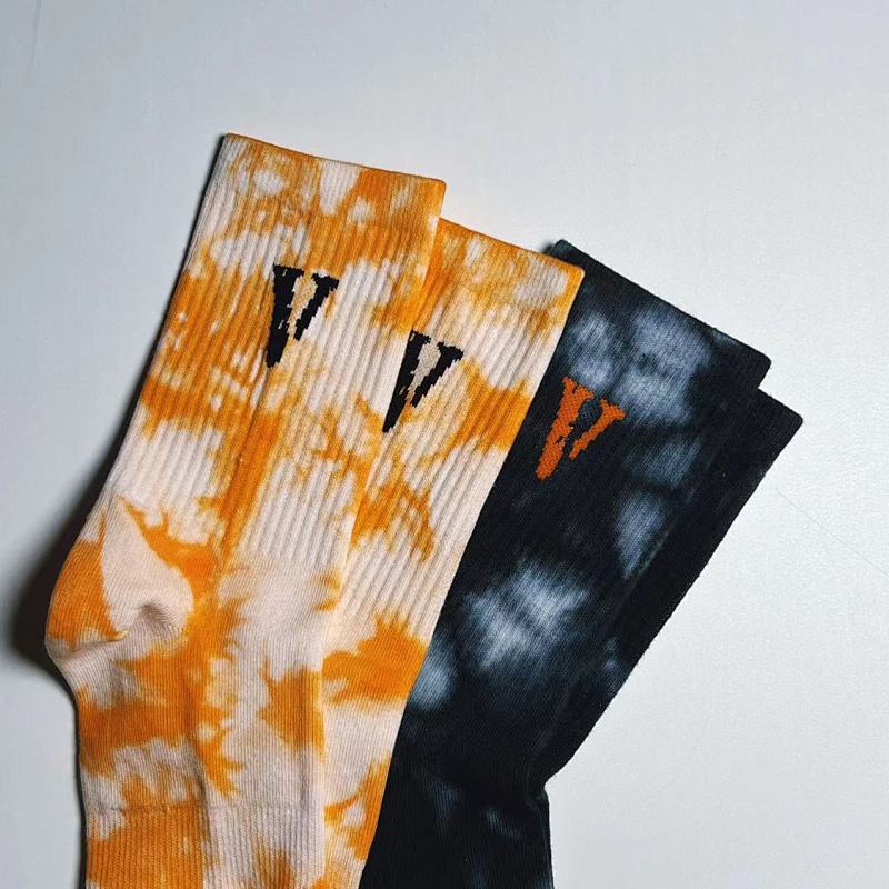 VLONE Tie-dyed socks