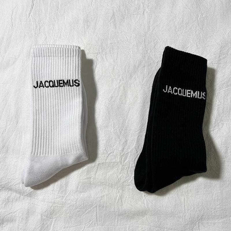 Les chaussettes Jacquemus socks