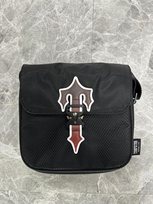 trapstar MESSENGER BAG 1.0 - BLACK / RED GRADIENT