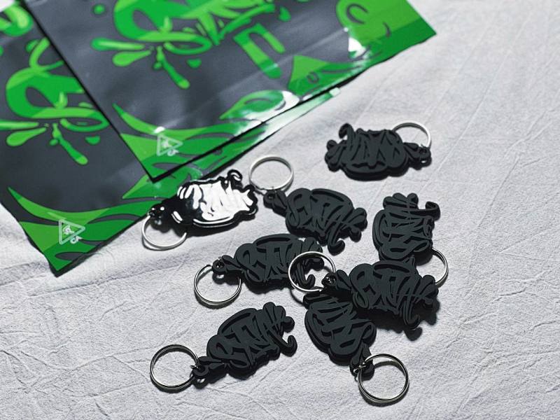 SYNAWORLD syna keychain