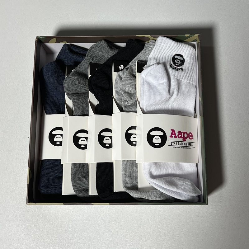 APE box package socks _3