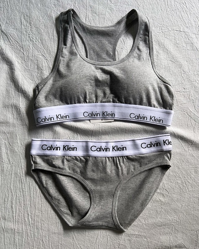 CK underwear bra for woman (white & grey)