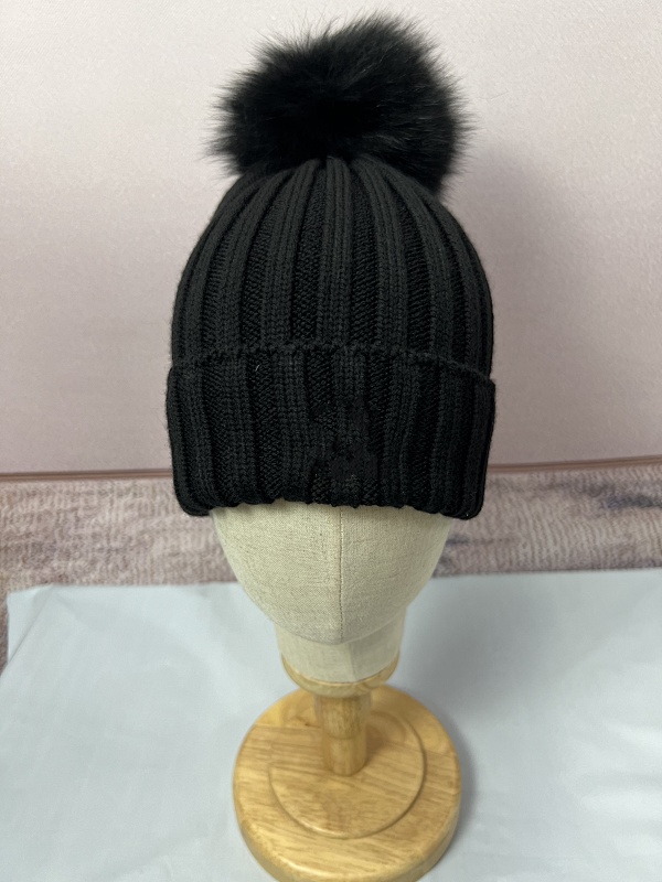 #PRO043 Woman Pom Wool Hat
