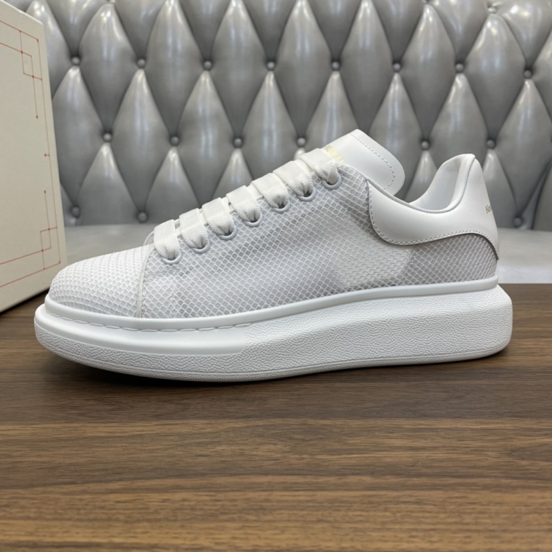 McQueen - Sneakers Women's shoes：35~40. Men's shoes：38~47.