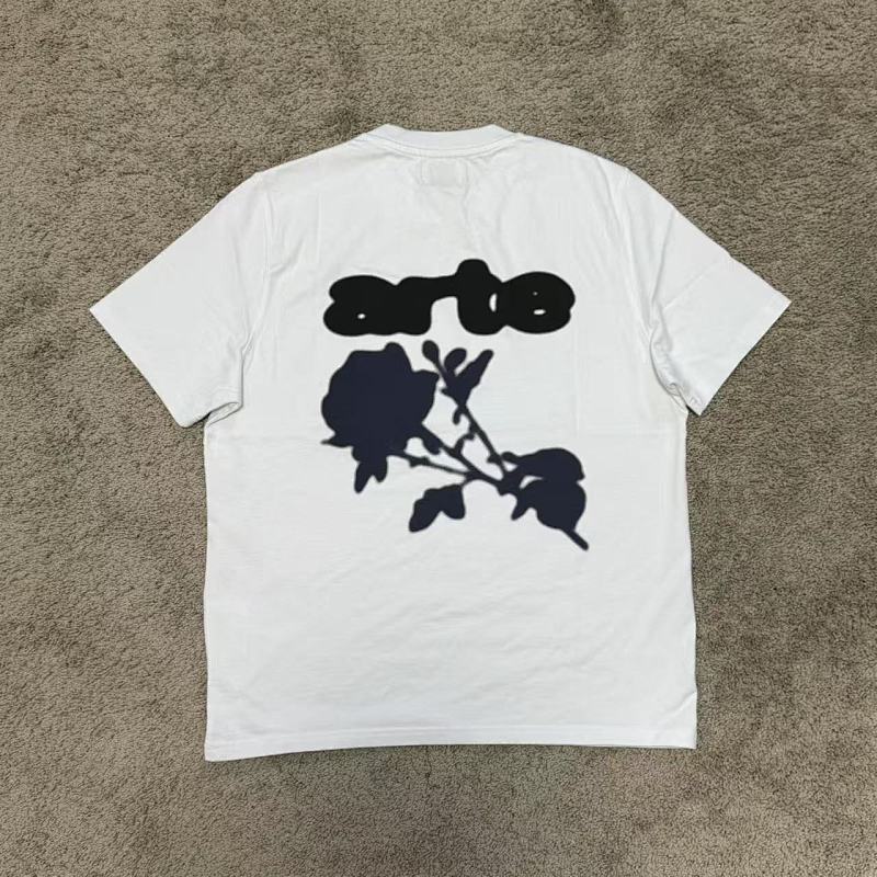 Ate Blur Flower Tee