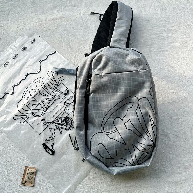 SYNA SLING BAG -GREY sy