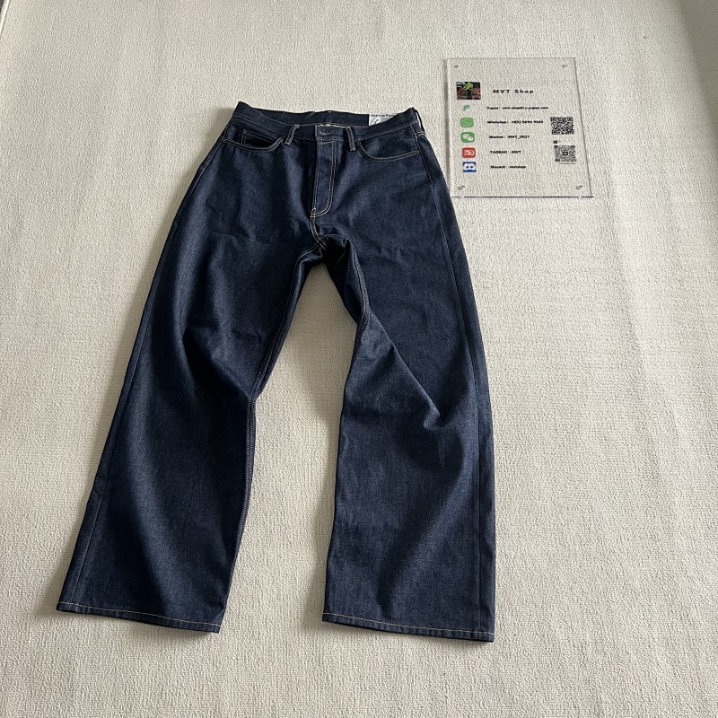 Acne 1981M raw