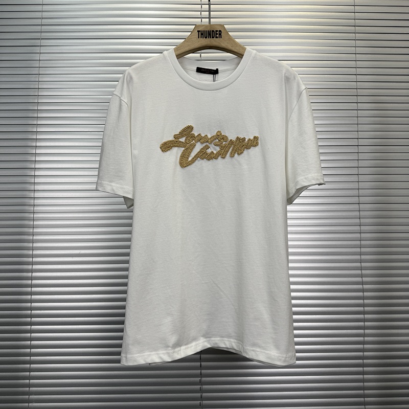 V Handmade raffia woven LOGO Price：218CNY