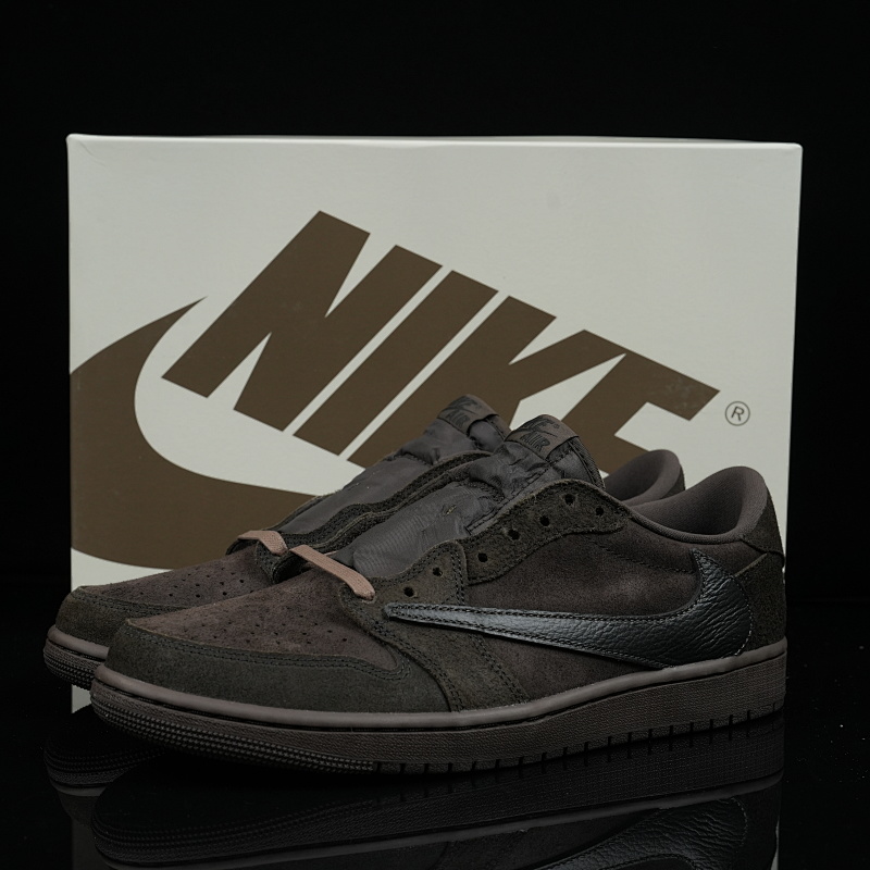 Air Jordan 1 Retro Low OG SP Travis Scott Velvet Brown DM7866-202
