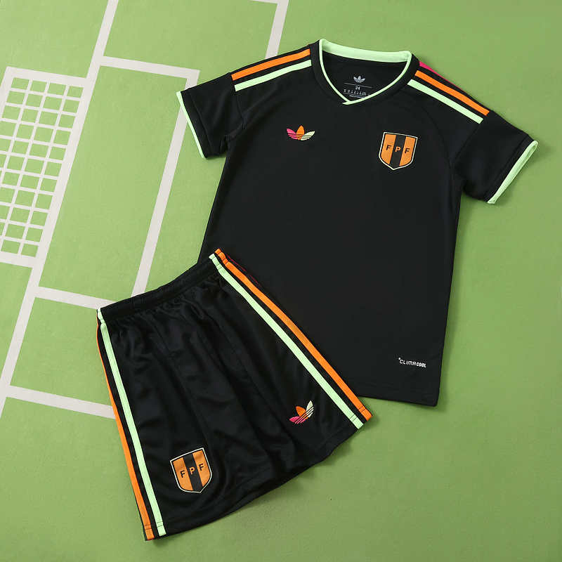 Peru away Kids kit